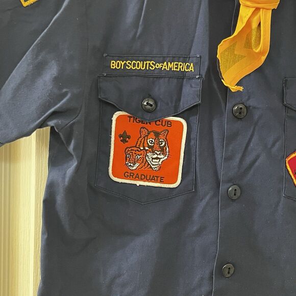 Boy Scouts of America Button Up Blue Uniform Top Patches Neckerchief Boys Size L - Picture 4 of 14
